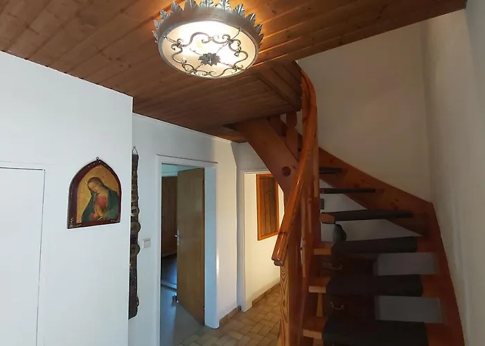 Semesterbostad Schweizer Hof *